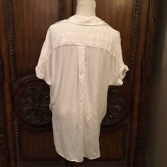 BCBG Button Up Eyelet Top - Picture 2 of 4